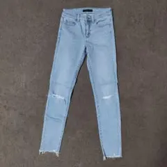 ライトブルー ダメージスキニーパンツ　UNIQLO — image 1