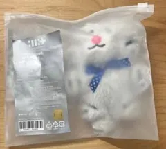 ILLIT 1st Anniversary Plush Keyring イロハ — image 1