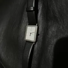 SEIKO クォーツ スクエア 腕時計 レザー — image 1