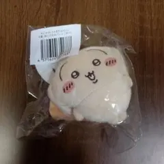 ちいかわ うさぎだらけくじ E賞 ぬいぐるみバッジ — image 1