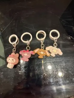 サンリオキャラクターズ めじるしアクセサリー 4個セット — image 1