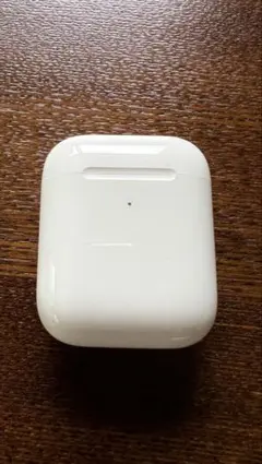 AirPods第二世代充電ケース 動作良好正規品A1938 — image 1