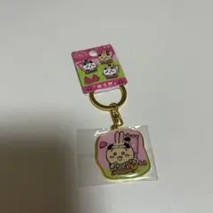 ちいかわ ご当地キーホルダー 岡山 桃太郎 うさぎ — image 1