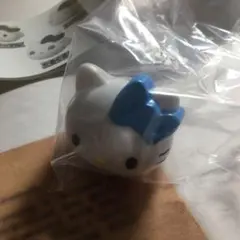 ハローキティー♡喜怒哀楽！？ファッションリングコレクション♡水色リボン — image 1