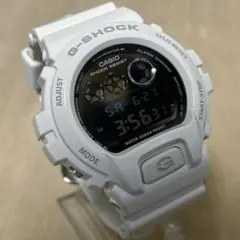 人気モデル★完動★美品G-SHOCK DW-6900NB 光沢ホワイト 反転液晶 — image 1
