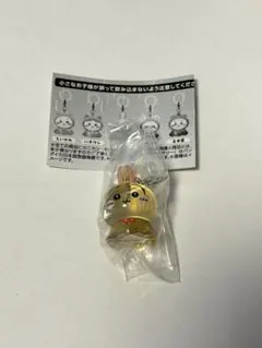 ちいかわ カプセルトイ うさぎ チャーム — image 1