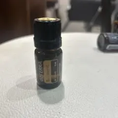 doTERRA ドテラ ターメリック エッセンシャルオイル 5ml — image 1
