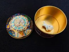 青山デカーボ　クレヨンしんちゃんトレイン缶 — image 1