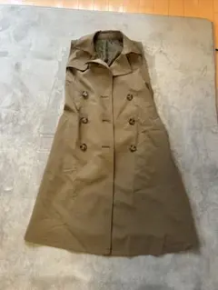 【最終値下げ‼️】 トレンチコート ノースリーブMサイズ — image 1