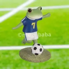 【祝！W杯決勝リーグ進出・コポー】コポー　シュートするサッカー選手のカエル — image 1