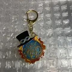 ワンピース サボ シンボルモチーフ キーホルダー — image 1