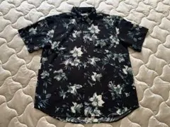 WEGO ダークフラワー花柄 半袖シャツ ブラックM — image 1