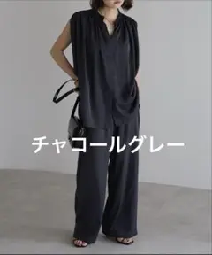 BONJOUR SAGAN マットサテンノースリブラウス×パンツセットアップ — image 1