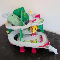 トミカ トンネルくぐってやまのぼりドライブ — image 1