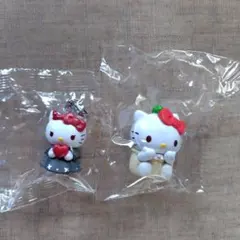 キティちゃん　はーとのこあくま＆シュウマイ　サンリオ　ガチャガチャ　カプセルトイ — image 1