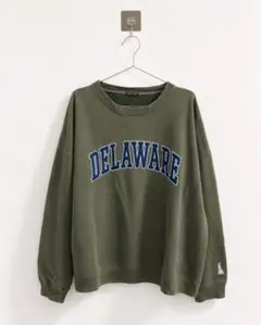 DELAWARE カレッジロゴ スウェット カーキ — image 1