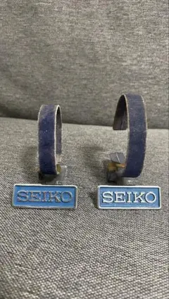 ヴィンテージ　SEIKO 時計用ディスプレイスタンド 2個セット — image 1