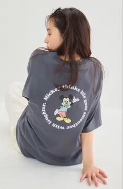 【新品・タグ付き】Disney ミッキーバックグラフィックプリント半袖Tシャツ — image 1