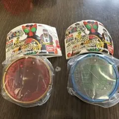 仮面ライダー オーズ　カプセルトイ オーメダル　タカ・コア　ファイズ — image 1