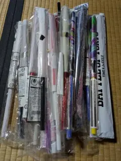 LDH フラッグ まとめ売り ① 30本 — image 1