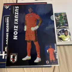 【未開封】サッカー日本代表　鈴木彩艶　一番くじ　缶バッジ　クリアファイル　GK — image 1