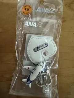 ANA 本革ハートキーホルダー — image 1