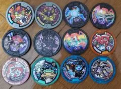 妖怪ウォッチ　メダル12枚　まとめ売り — image 1