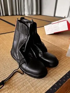 【未使用】ミドリ安全 安全靴 RT731F 消防P-4 静電 27.5cm — image 1