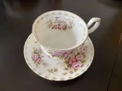 Royal Albert June ティーカップ＆ソーサー — image 1