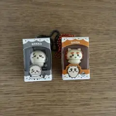ちいかわチョコボックス ラッコ シーサー キーホルダー 2種セット — image 1