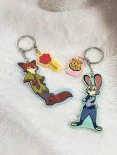 ズートピア　ラバーキーホルダー — image 1