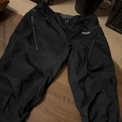 【3980円均一】VOLCOM スノーボードパンツ ブラック — image 1