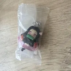 鬼滅の刃 竈門禰豆子 カプセルトイ キーホルダー — image 1