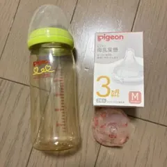 Pigeon 母乳実感 哺乳瓶 240ml 乳首Mサイズセット — image 1