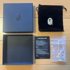 A BATHING APE ネックレス コインロゴ — image 1