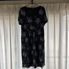 LAURA ASHLEY 花柄 半袖 ワンピース ネイビー — image 1