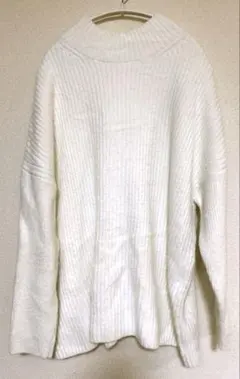 リブ編み ホワイト ニット 長袖L — image 1