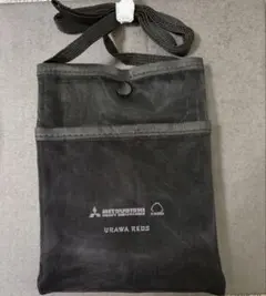 浦和レッズ×三菱　サコッシュ ノベルティ　2ケ — image 1