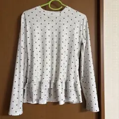 【最終価格】ドット柄 フリル 長袖 カットソー — image 1