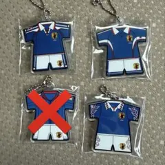 なめこさん専用　アクリルチャーム サッカー日本代表 歴代ユニフォーム ３点セット — image 1