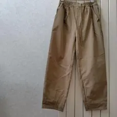 タグなし未使用　ベージュのコクーンパンツ　Mサイズ — image 1