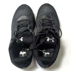 Under Armour Charged ランニングシューズ ブラック迷彩柄 — image 1