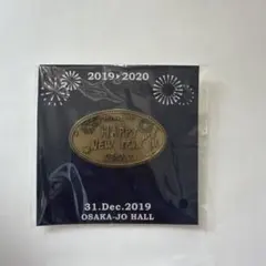 SHINee テミン ピンバッジ OSAKA【HAPPY NEW YEAR】 — image 1