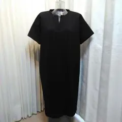 Leahmatin　ストレッチ スリットネック半袖ワンピース　オーバーサイズM — image 1
