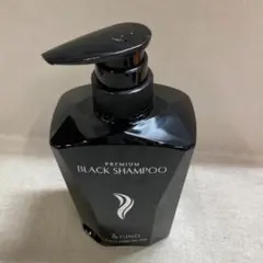 &GINO 頭皮ケア プレミアムブラックシャンプー 400ml — image 1
