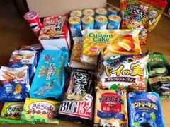 お菓子、銀だこたこ焼粉詰め合わせ　大量　アミューズメント景品 — image 1