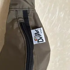 Drifter ボディバッグ カーキ — image 1