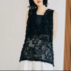 LEPSIM ニュアンス柄レーシーベスト　ブラック — image 1