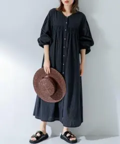 【新品】サニーレーベル コットンリーフ柄カットドビーワンピース ブラック フリー — image 1