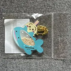 ちいかわ シーサーのおみやげやさん シャカシャカキーホルダー 星の砂入 うさぎ — image 1